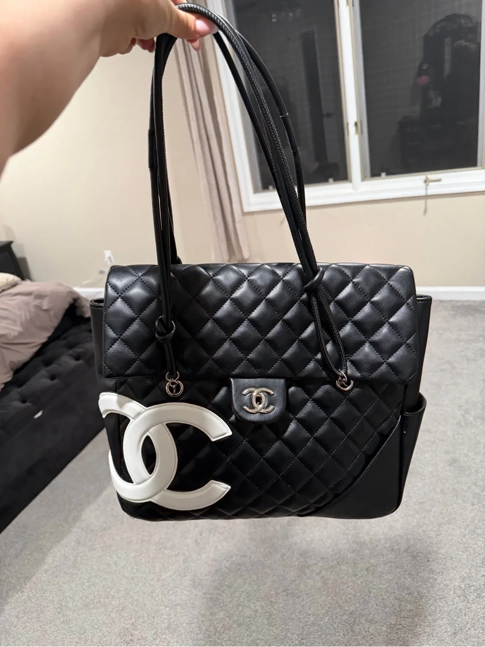 Black tote bag